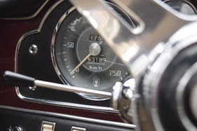 Maserati 3500 GTIS Sebring (1963) - Tacho bis 250 km/h