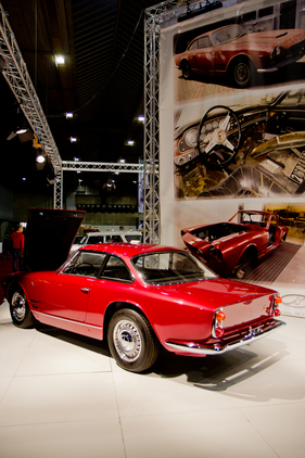 Maserati 3500 GTi Sebring (1964) - an der Interclasssics Brussels 2015 (1964)