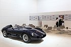 Image: Maserati 450 S Fantuzzi (1965) - Prize winner at the Concorso d'Eleganza Villa d'Este 2014 on the BMW stand - Techno Classica 2015