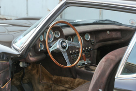 Maserati 5000 GT Frua (1966) - Nardi-Dreispeichen-Lenkrad