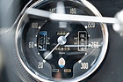Maserati 5000 GT Touring (1960) - Jaeger-Instrumente, Tacho bis 300 km/h