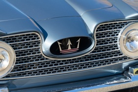 Maserati 5000 GT Touring (1960) - diese Nase war ein bisschen dem 250F Formel 1 nachempfunden