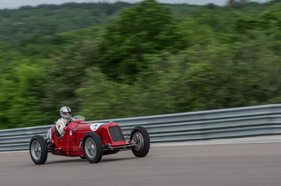 Maserati 8CM (1934) am Grand Prix de l'Age d'Or 2016 in der Kategorie "Trophée Légende"