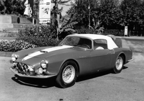 Maserati A6G/54 2000 Frua Spider (1956) - aufgenommen nach der Fertigstellung, mit geschlossenem Dach