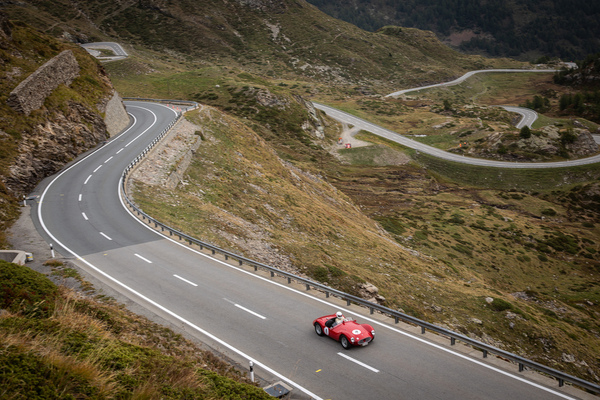 Image: Maserati A6GCS from 1954 on the road to the Bernina Pass - Bernina Gran Turismo mountain race
