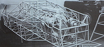 Maserati Birdcage von 1961 - der Frontmotor ist eingebettet und nicht mehr auf das Chassis aufgesetzt