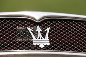 Maserati Biturbo 222 E (1990) - Dreizack auf dem Kühlergrill