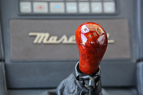 Maserati Biturbo 222 E (1990) - Fünfgangschaltung mit dem ersten hinten links