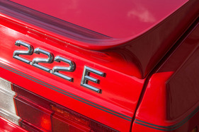 Maserati Biturbo 222 E (1990) - Typenbezeichnung rechts am Heck