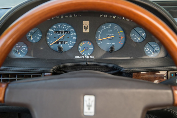 Maserati Biturbo 222 E (1990) - komplette Information für den Fahrer