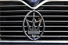 Bild: Maserati Ghibli 2.8 (1997) - Dreizack auf dem Kühlergrill