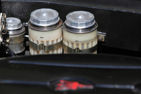 Maserati Ghibli 4700 (1968) - Bremsflüssigkeitsbehälter (1968)