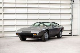 Maserati Khamsin (1980) - Lot 089 at the Artcurial Musée Automobile du Château de Vernon auction 2025