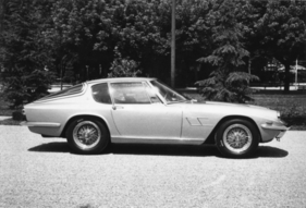 Maserati Mistral (1964) - Serienversion des Fastback-Coupé mit Heckklappe