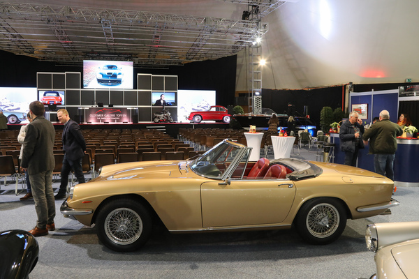 Maserati Mistral 3700 Spider (1966) - Lot 147 an der Oldtimer Galerie Toffen Versteigerung von Gstaad am 29. Dezember 2024