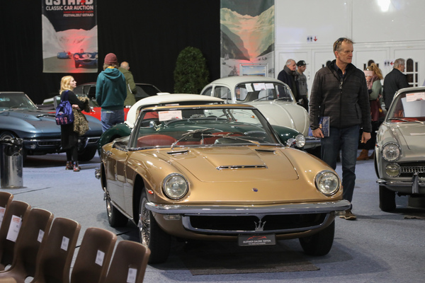 Maserati Mistral 3700 Spider (1966) - Lot 147 an der Oldtimer Galerie Toffen Versteigerung von Gstaad am 29. Dezember 2024