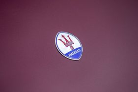 Maserati Mistral Spyder (1964) - Maserati-Markenzeichen