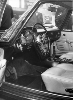 Maserati Quattroporte (1964) - Blick in den Innenraum des Vorserienexemplars am Genfer Autosalon 1964
