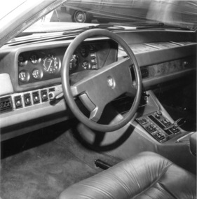 Maserati Quattroporte (1976) - Armaturenbrett der italienischen Limousine, gesehen am Turiner Autosalon
