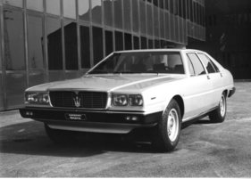 Maserati Quattroporte (1979) - das Design ging auf den Medici II zurück