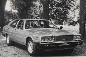 Maserati Quattroporte (1982) - mit gradlinigem Design von Giugiaro und V8-Power
