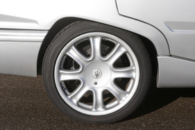 Maserati Quattroporte 3.2i V8 Evolutione (1998) - Aluräder waren serienmässig