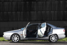 Maserati Quattroporte 3.2i V8 Evolutione (1998) - einfacher Einstieg dank weit öffnender Türen