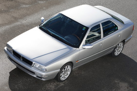 Maserati Quattroporte 3.2i V8 Evolutione (1998) - schlichtes Karosseriekleid