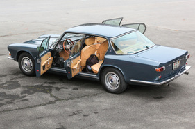 Maserati Quattroporte I (1965) - Reiselimousine mit vier Türen, mit den Tugenden eines Sportwagens