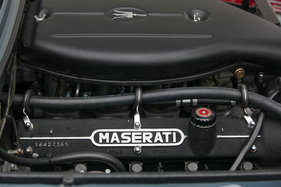 Maserati Quattroporte I (1965) - Schrumpflack macht den Motor schöner