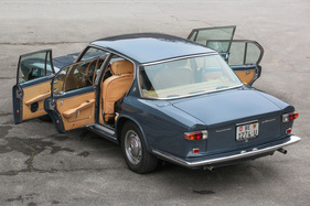 Maserati Quattroporte I (1965) - quattro porte steht für vier Türen