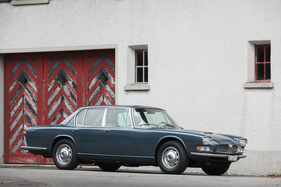 Maserati Quattroporte I (1965) - relativ schlichtes Design