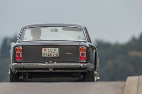 Maserati Sebring (1962) - die Lichter waren bei der Serie im in der Vertikalen angeordnet, die Serie 2 verwendete dann horizontal orientierte Heckleuchten