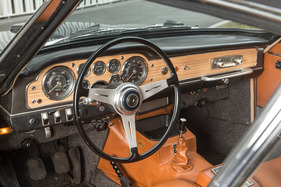 Maserati Sebring (1962) - viel Leder, etwas Holz