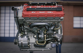 Maserati Shamal (1989) - V8-Motor mit 3217 ccm Hubraum