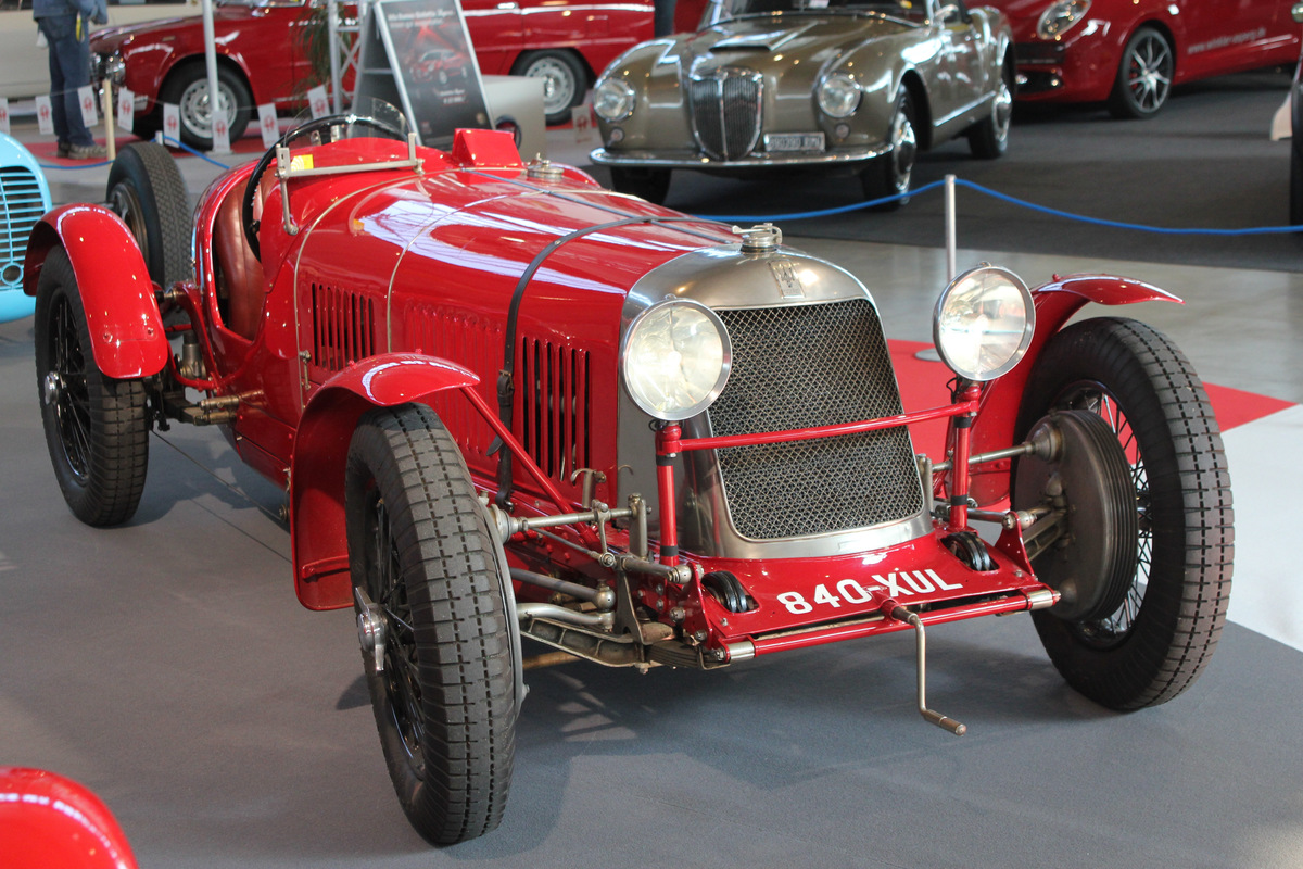 Maserati Tipo 26 M (1928) - der erste neu nach Deutschland verkaufte Maserati auf der Maserati-Sonderschau - an der Retro Classics Stuttgart 2012