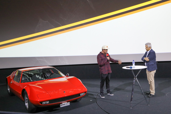 Mat Rebaud ist zwar ein erfolgreicher Motorradfahrer, hat aber keinen Zweirad-Fahrausweis für die Fahrt auf der Strasse - Swiss Classic Award 2022