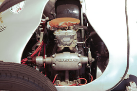 Mathé Porsche Spezial "Fetzenflieger" (1952) - Porsche-Königswellen-Rennmotor aus dem 550 Spyder - Prototyp Automuseum