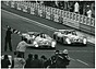 Matra MS 670 (1972) - die beiden siegreichen Matras fahren über die Start-Ziel-Linie in Le Mans 1972, rechts Cevert als Zweitplatzierter (© Matra Automobile - Courtesy Artcurial, 1972) Matra MS 670 (1972) - die beiden siegreichen Matras fahren über die Start-Ziel-Linie in Le Mans 1972, rechts Cevert als Zweitplatzierter (© Matra Automobile - Courtesy Artcurial, 1972)