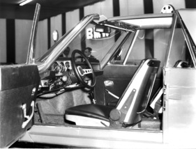 Matra Sports M 530 (1967) - französisches Interieur des erstmals gezeigten Mittelmotorsportwagens - Genfer Autosalon 1967