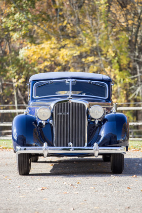 Maybach SW-38 Spezial cabriolet (1939) - als Lot 368 an der Bonhams Versteigerung "Les grandes marques du monde au Grand Palais" in Paris 2017