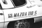 Mazda 110 S (1968) - Unterschriften auf dem Mazda