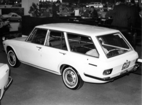 Mazda 1500 Estate (1968) - italienische Eleganz aus Japan, auch als Kombi hübsch - Genfer Autosalon 1968
