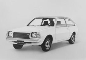 Mazda 323 (1977) - 1000er-Version des für Europa gebauten Dreitürers