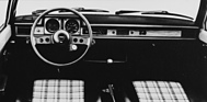 Mazda 323 (1977) - Cockpit der dreitürigen Europa-Version