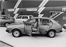 Mazda 323 (1980) - im Detail überarbeitet, neue Front mit Rechteckscheinwerfern - Genfer Autosalon 1980