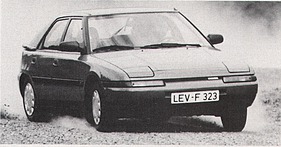 Mazda 323 Fastback (1990)