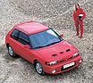 Mazda 323 GT-R (1992) - mit den charakteristischen Lüftungsöffnungen auf der Motorhaube