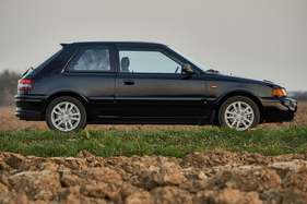 Mazda 323 GT-R (1994) - 408 cm lang