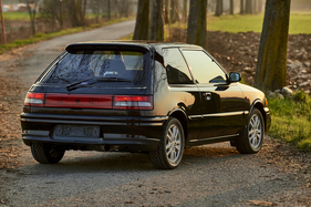Mazda 323 GT-R (1994) - mit Heckscheibenwischer - ob Rallye-Fahrer das brauchen?